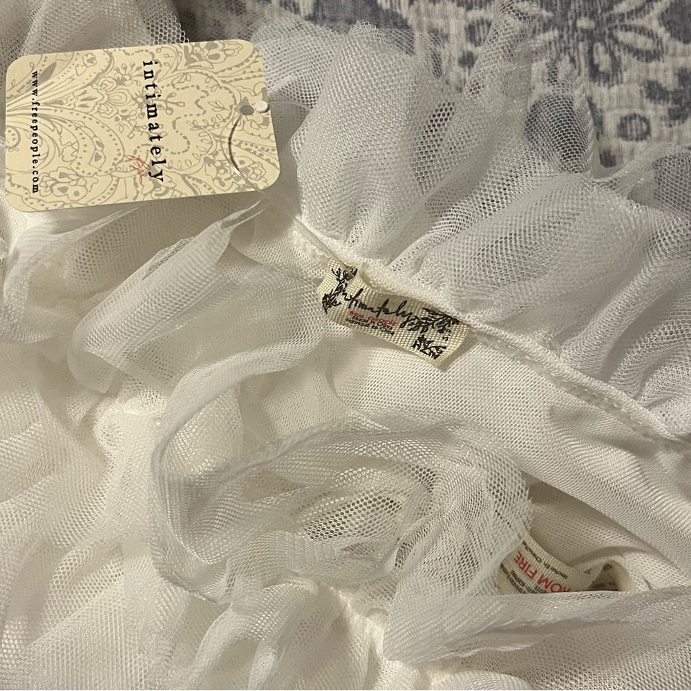 NWT Free people birthday cake crop - Picture 2 of 5